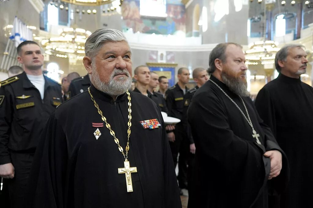 Новочеркасск священник Леандр Кузнецов. Капеллан в Российской армии. Священники-капелланы в России. Капеллан в армии РФ.