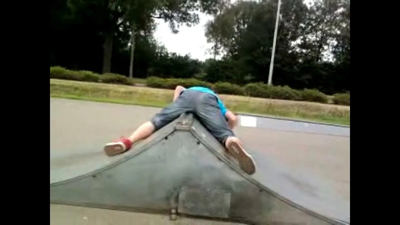 Упасть со скейта. Упасть со скейта. Упасть со скейта. Упасть со скейта. Упасть со скейта.