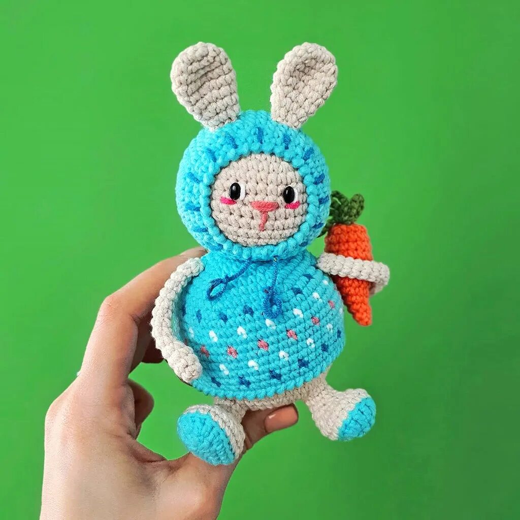 Вязаные аппликации. Плоские вязаные игрушки. Игрушки из крючка. Плоские игрушки крючком. Вязаные аппликации крючком.