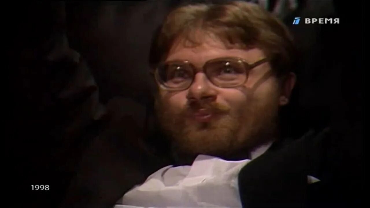 Квн фёдор двинятин состав фото и фамилии. Фёдор двинятин мем. Почему двинятин ушел. Фёдор двинятин. Двинятин чгк.