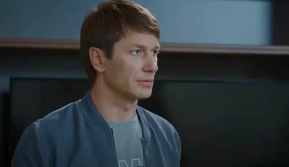 сильнейших 2020. шальная пуля фильм 2011. кристина асмус в фильме чемпионы. кто такая женщина фильм. станислав тикунов детройт.