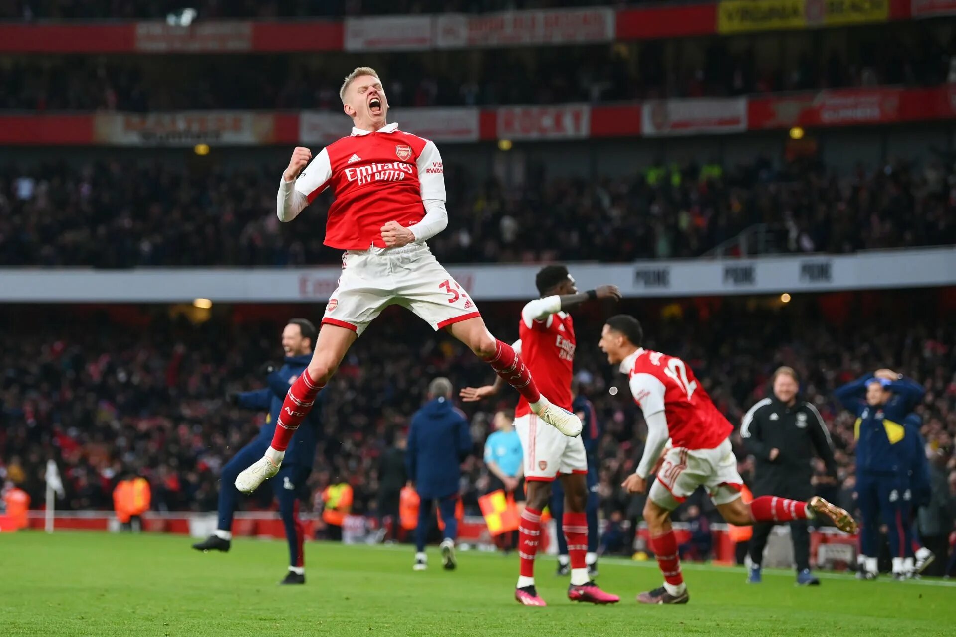Арсенал arsenal. Зинченко арсенал. чемпионат испании. арсенал манчестер сити. арсенал борнмут.