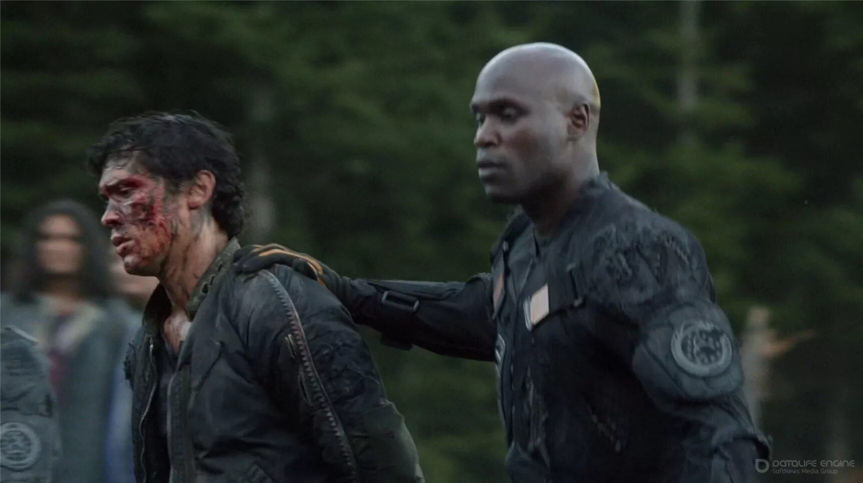 сотня кларк и лекса. сотня 2 10. сотня 2 10. тристан сотня. линдси морган сотня.