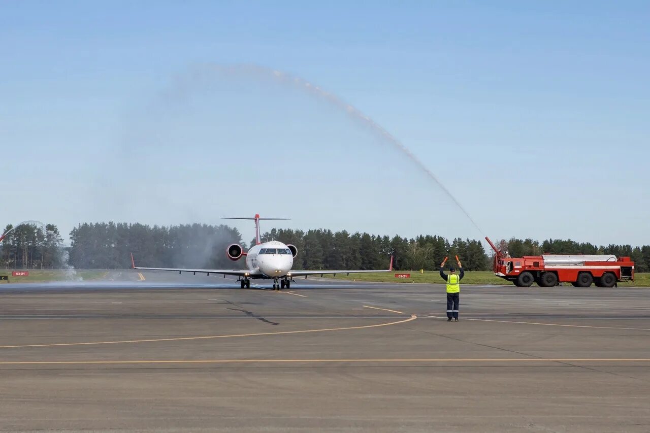 Бегишево сегодня. Аэропорт тобольск. бегишево тобольск. аэропорт бегишево. тобольск с самолета.
