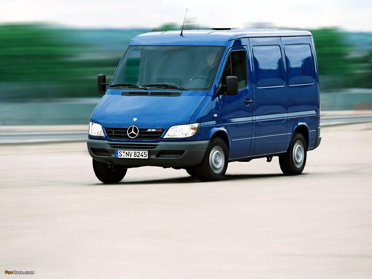 Мерседес спринтер 2000 года. Sprinter w901. Мерседес Спринтер 901. Mercedes-Benz Sprinter w901-905. Mercedes-Benz Sprinter 901 1995.