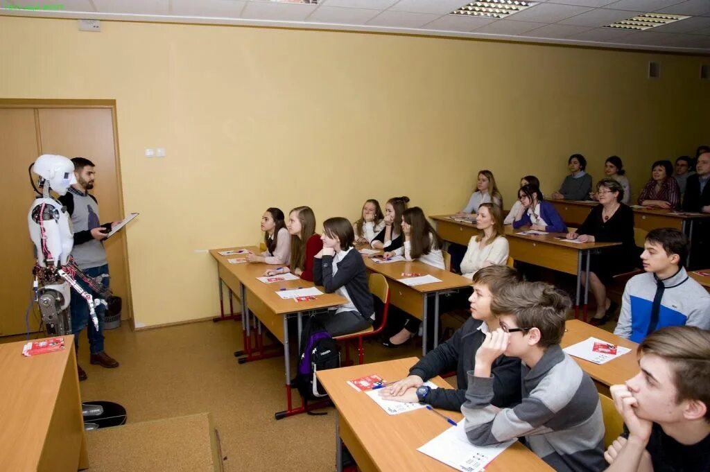 Лицей 1575 москва. Планетная 23 лицей 1575. Улица усиевича школа 1575. Гбоу школа 1575 москва. 1575 планетная.