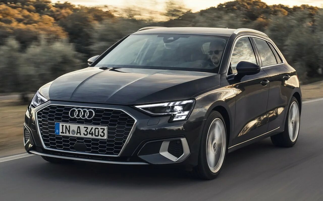 Audi sq2 2022. Audi sq2 2021. Audi q8 2022. Audi rs6 2021. Новые ауди 2021.