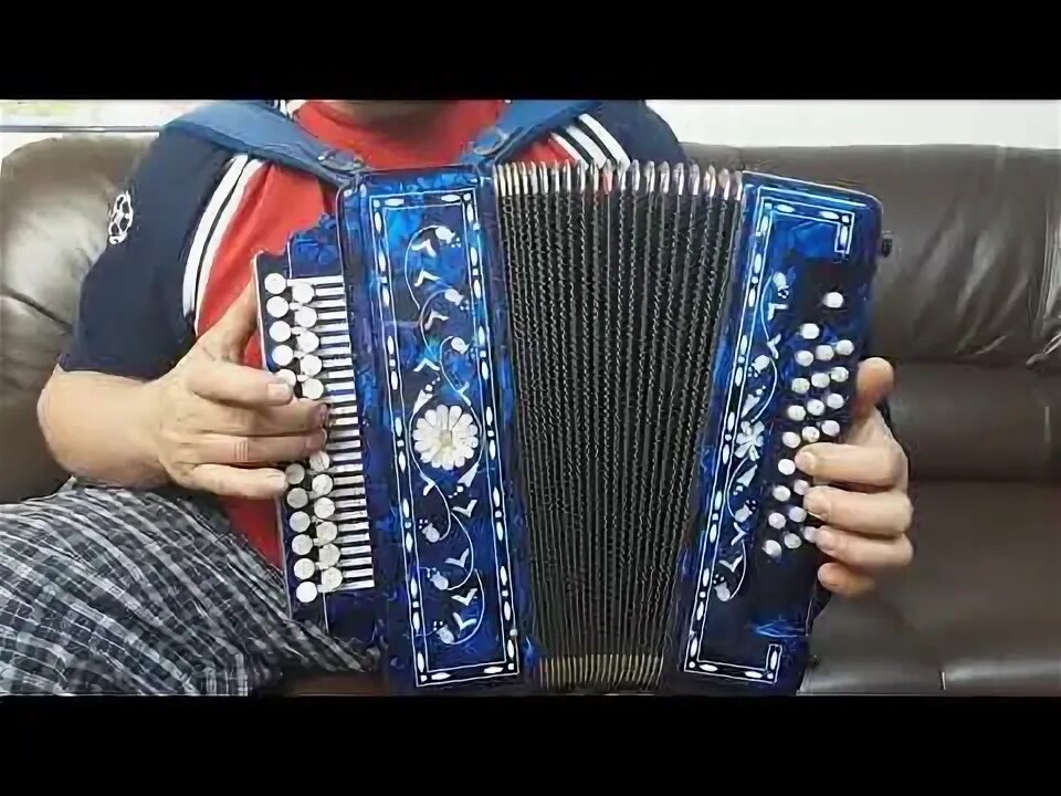 Прости прощай гармонь. Баянист уходит. Прости прощай гармонь. Прощание славянки на гармони. Прости прощай гармонь.