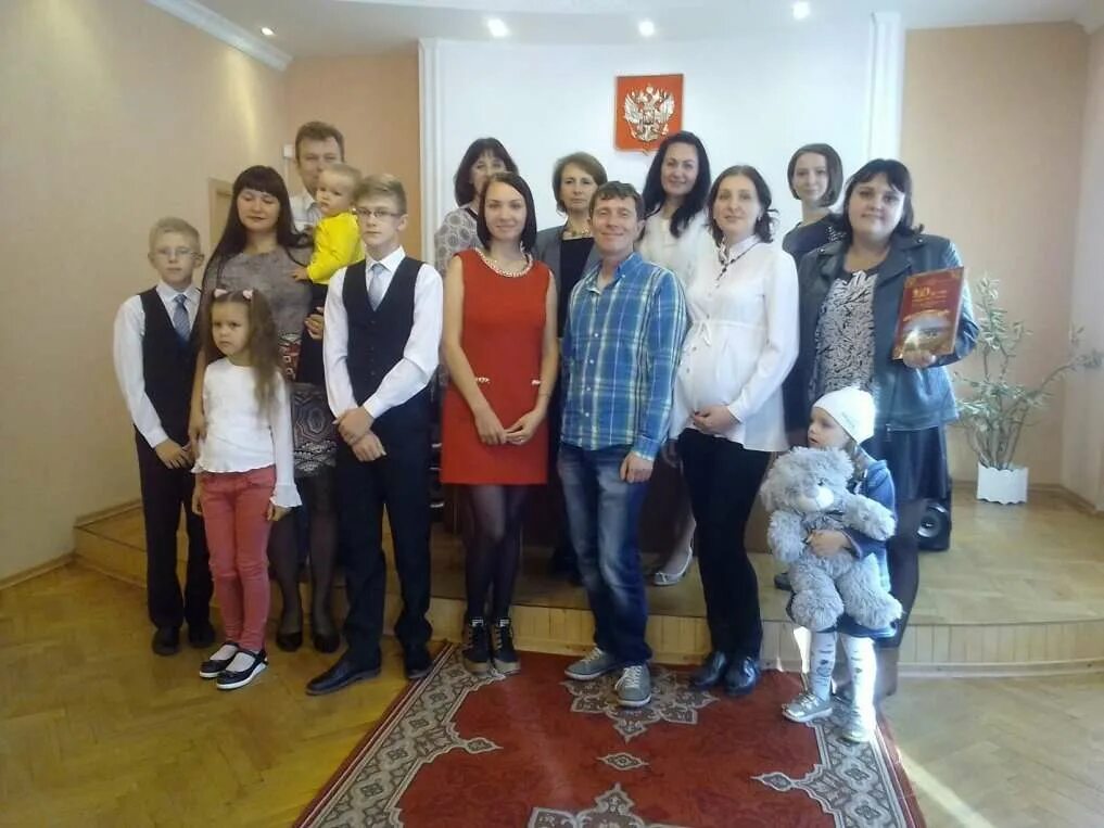 Загс великий новгород режим. Загс великий новгород. великий новгород загс тихвинская 11. дряницина великий новгород загс. загс великий новгород фото.