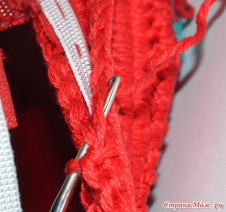 Вязание молнии. Вшить молнию в вязаное изделие. Пришить молнию к вязаному изделию. Как вшить молнию в вязаное изделие спицами. Вшить молнию в вязаное изделие.