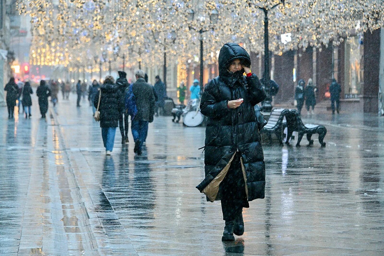 Будет ли в москве ветер. Дождь зимой. Дождливый день. Похолодание. Морозы в Москве.