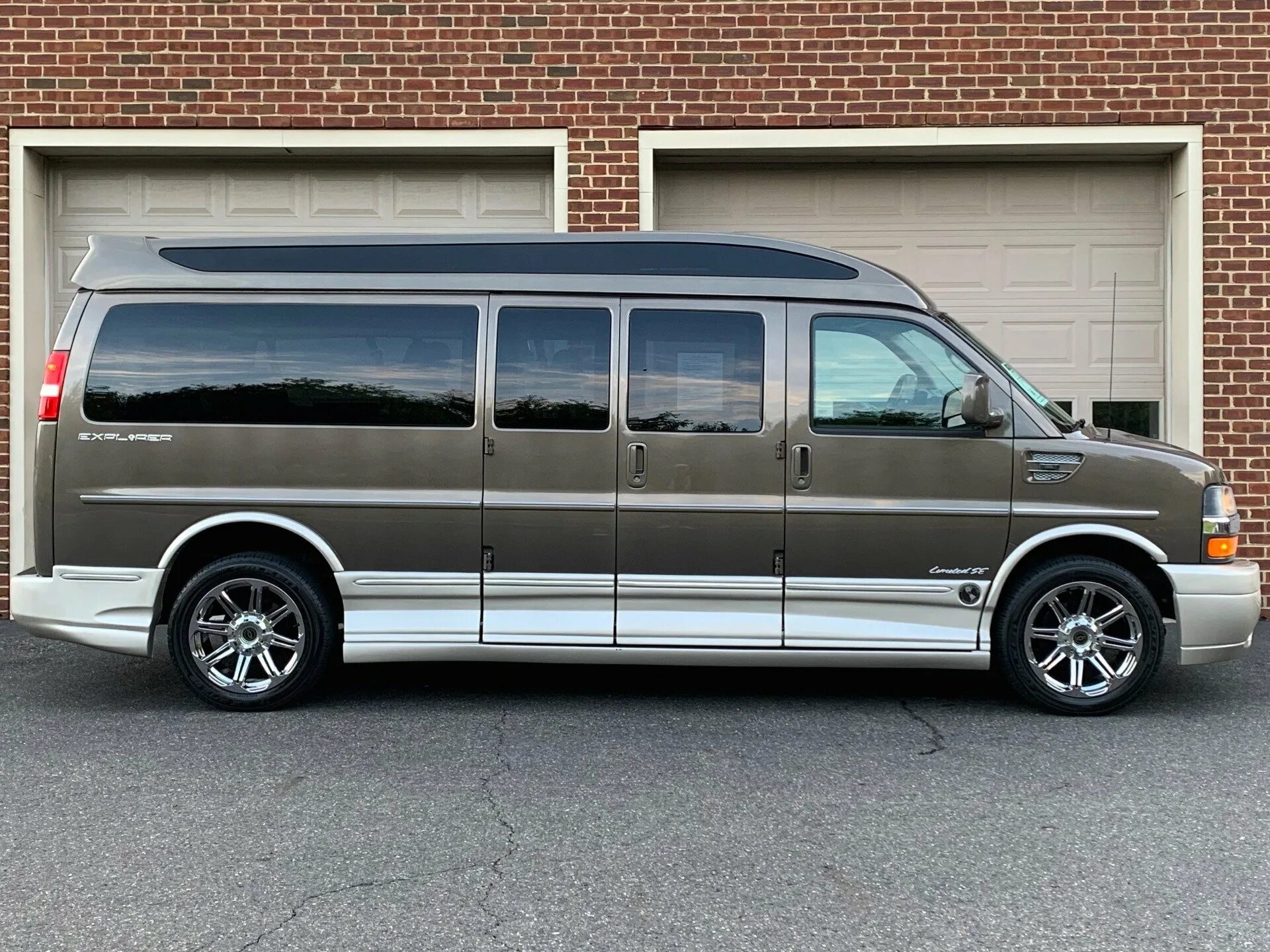 Limited se. Chevrolet Express 2500 Limited. Chevrolet Express Explorer. Chevrolet Explorer 2021. Chevrolet Express Limited se.