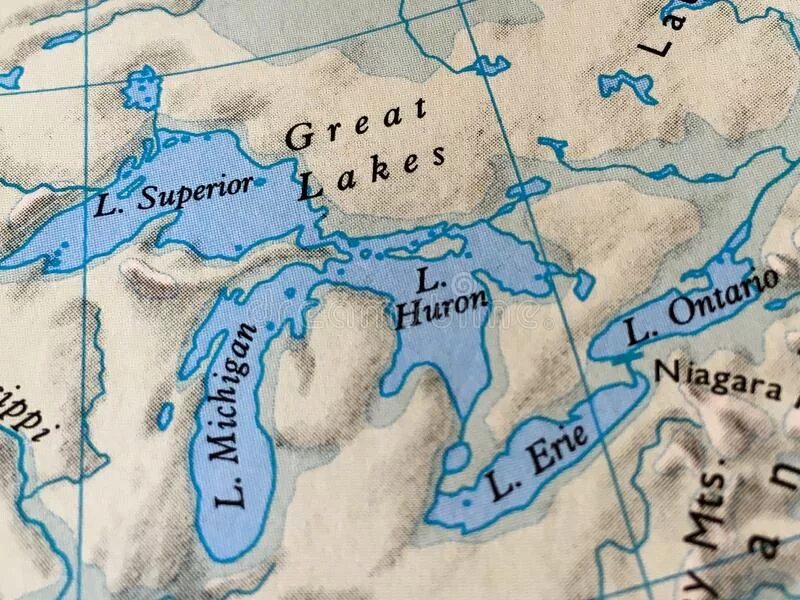 Где находится гурон на контурной карте. Озеро великие американские озера на карте полушарий. 5 великих озер северной америки на карте. где находится великие американские озера на контурной карте. великие американские озера на карте мира.