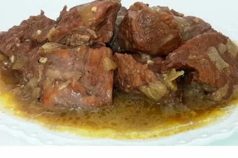 Мясо в сливочном масле с луком