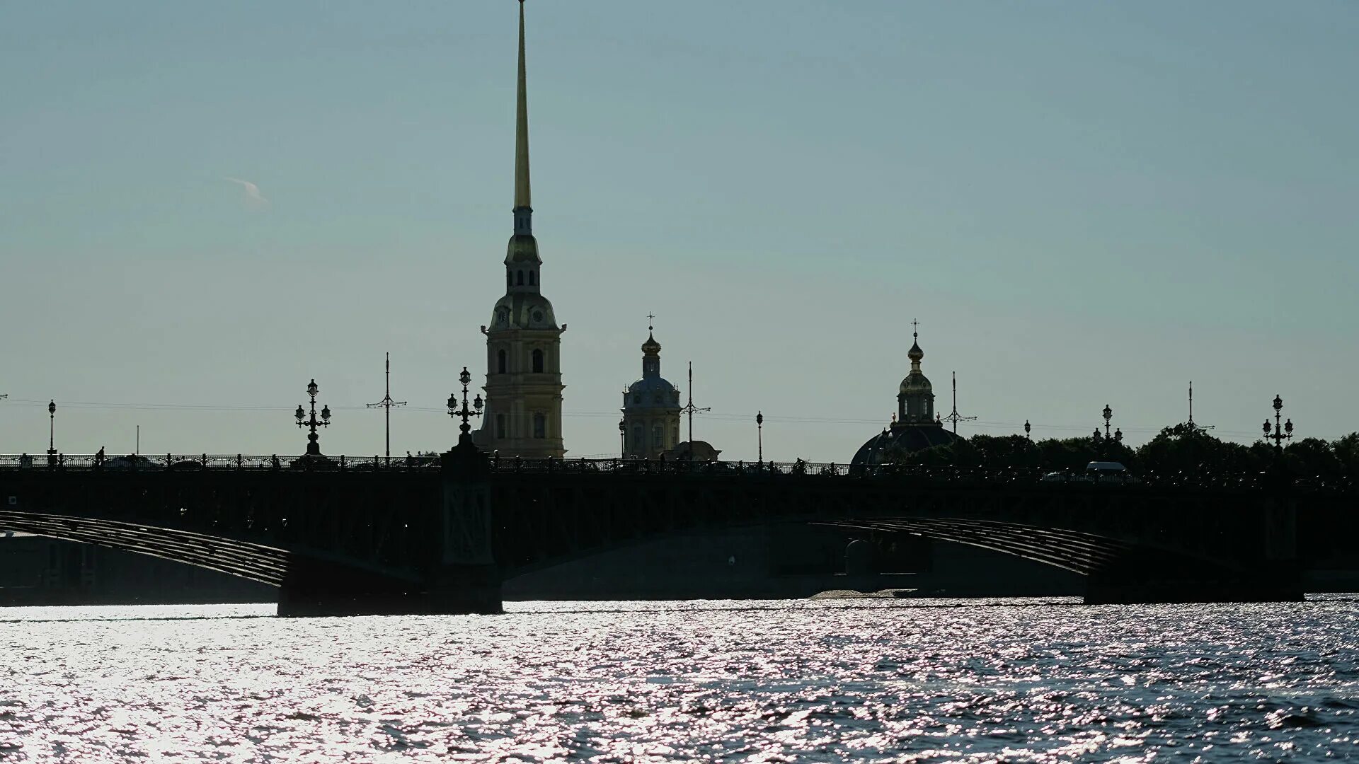 Троицкий мост в Петербурге Петропавловская крепость.