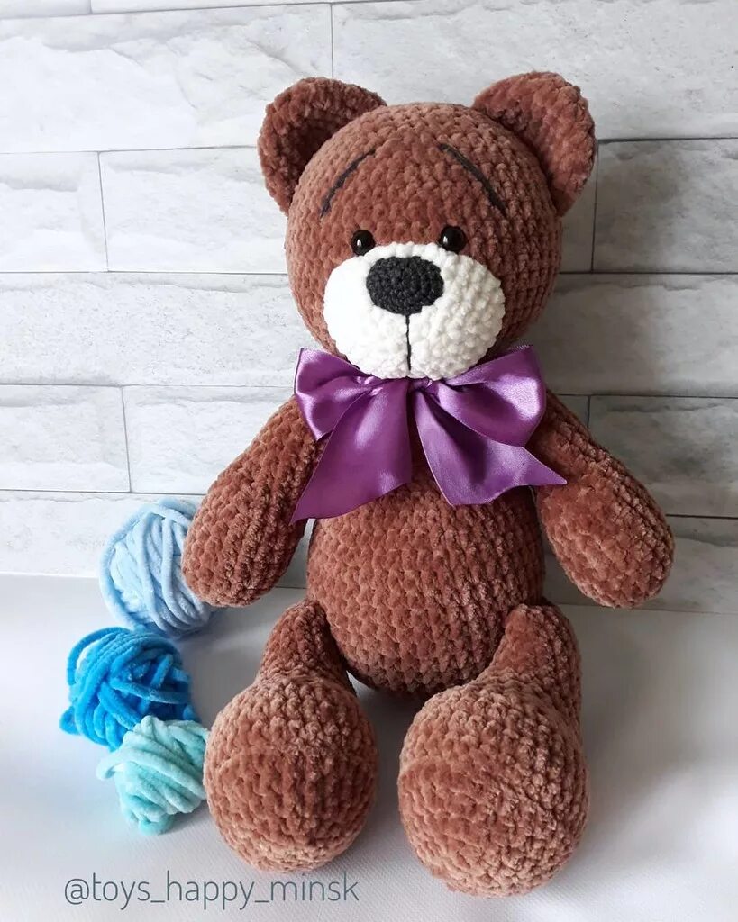 Вязание плюшевого мишки. Mishka Amigurumi мишка. Плюшевый мишка амигуруми крючком. Мишка амигуруми Юлии Чебановой. Мишка амигуруми из плюшевой пряжи.