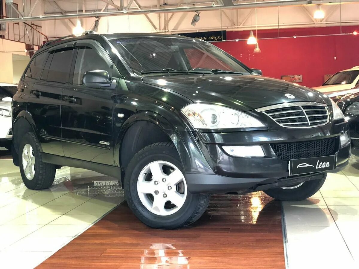Купить б/у SsangYong Kyron I Рестайлинг 2.3 MT (150 л.с.) 4WD бензин механика в 