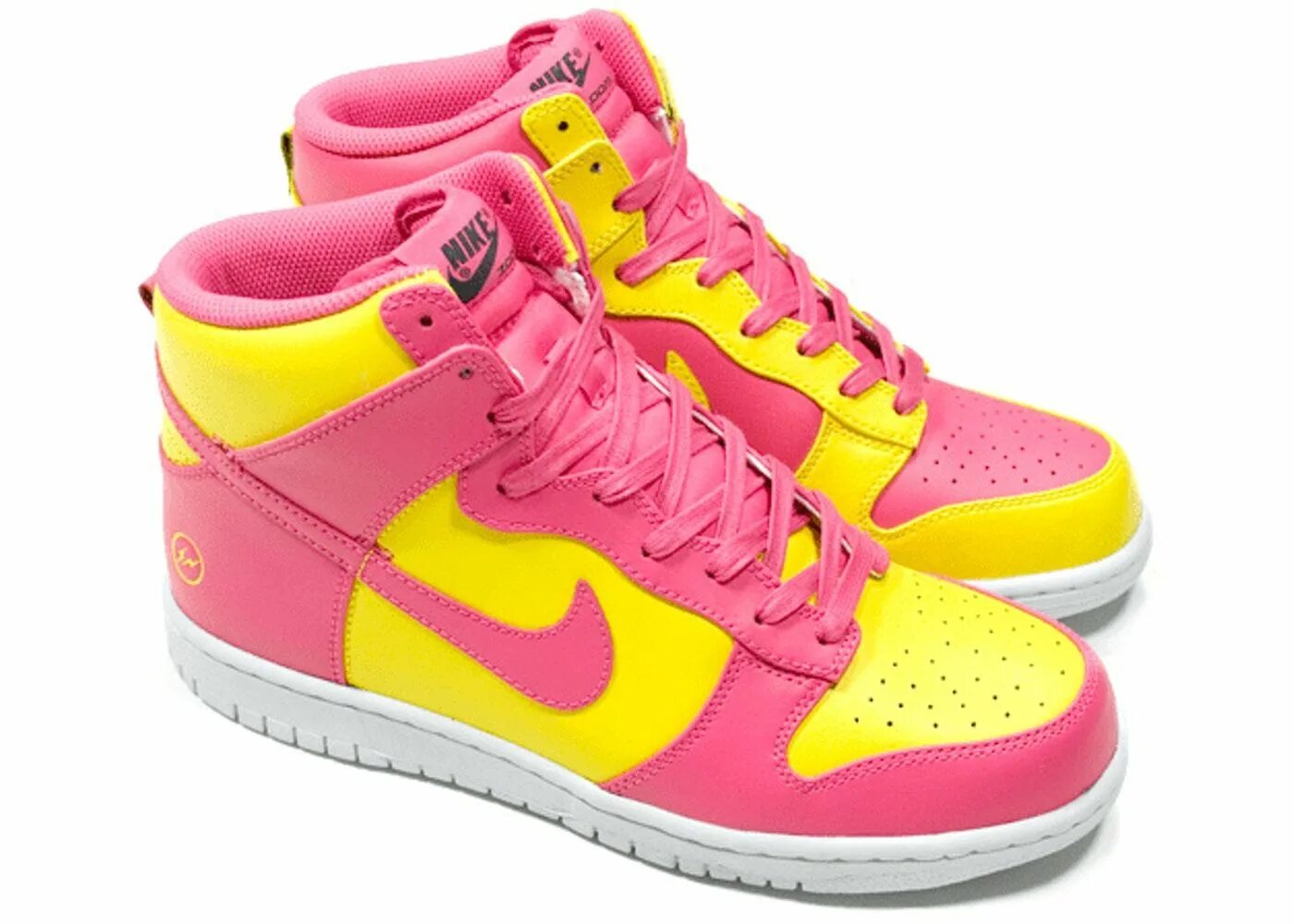 Nike dunk розовые. Nike Dunk High. Nike SB Dunk High Pink. Nike кроссовки Dunk High. Nike Dunk Pink.