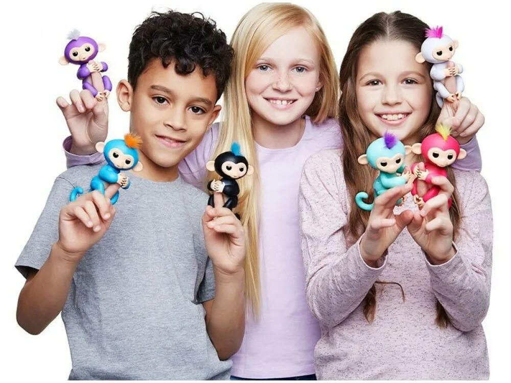 Трендовые игрушки 2024. Fingerlings Monkey. Интерактивная обезьянка Fingerlings. Игрушки 2018 года популярные. Популярные игрушки.