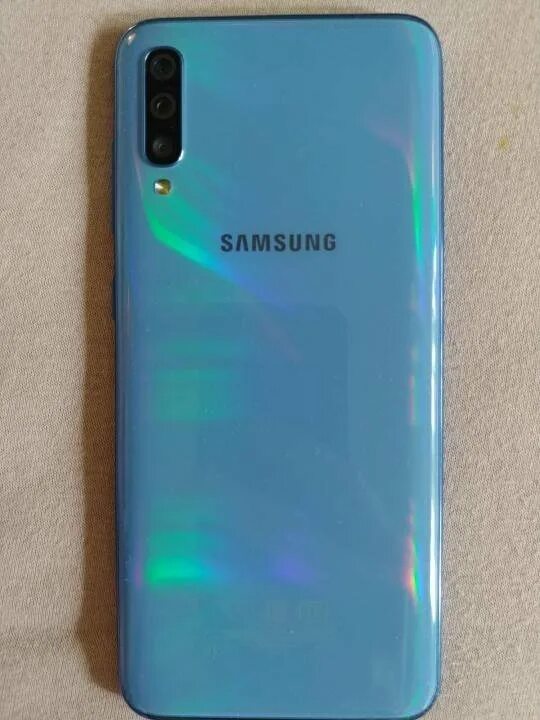 Samsung galaxy купить на авито. Самсунг а 70. Samsung Galaxy a70 128gb. Самсунг а70 голубой. Самсунг а 70 128 ГБ.