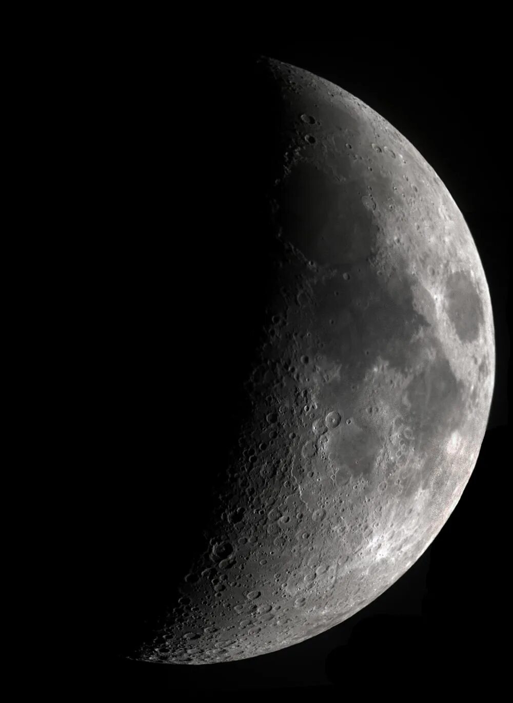 Луна июль 21 года. Астрофотография Луна. Луна 07.06.2010. 7 Лун фото. 07 07 2004 Фаза Луны.