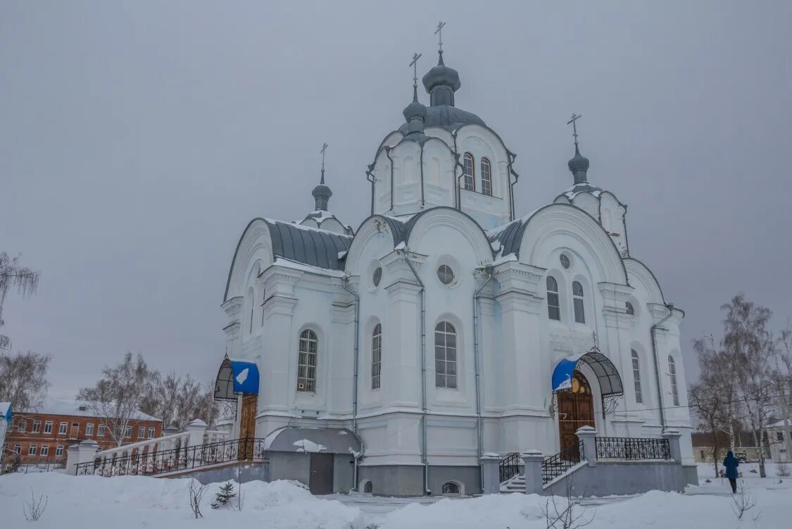 Сухотинка тамбовская область. Сухотинский знаменский монастырь троеручица. Сухотинский знаменский монастырь. Сухотинский богородице-знаменский женский монастырь. Сухотинка монастырь тамбовская область.