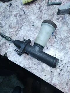 Замена главного цилиндра сцепления газ