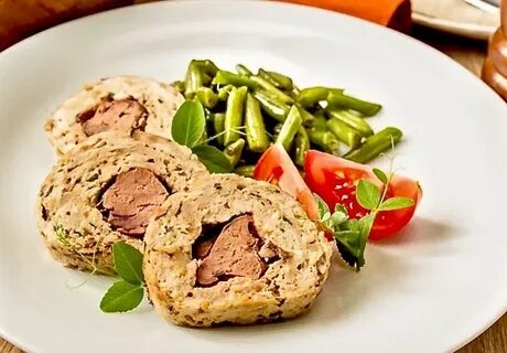 Холодная закуска из куриной печени с гарниром