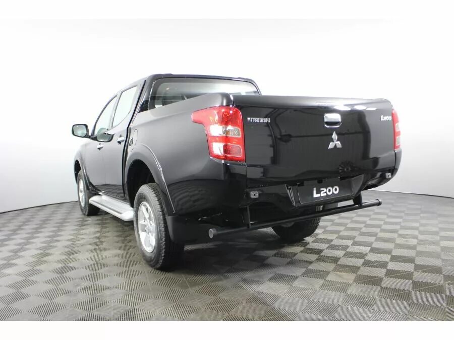 Купить митсубиси л200 дизель. Mitsubishi l200 DC invite. Mitsubishi l200 DC invite+ 4wd. Mitsubishi l200 invite Plus 2021. Митсубиси л200 2011.