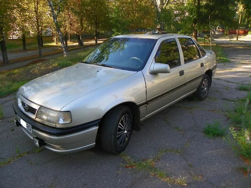 Opel vectra 1993. Опель вектра 1993. Опель вектра а 1993 2. Опель вектра 1993 года. Opel vectra a 1994 белый.
