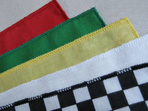 Микрооверлок шов. Ролевый оверлок. Роликовый шов на оверлоке милоки 204д. Ролевый оверлок. Шов flatlock на оверлоке что это.