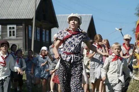 Агитбригада бить врага