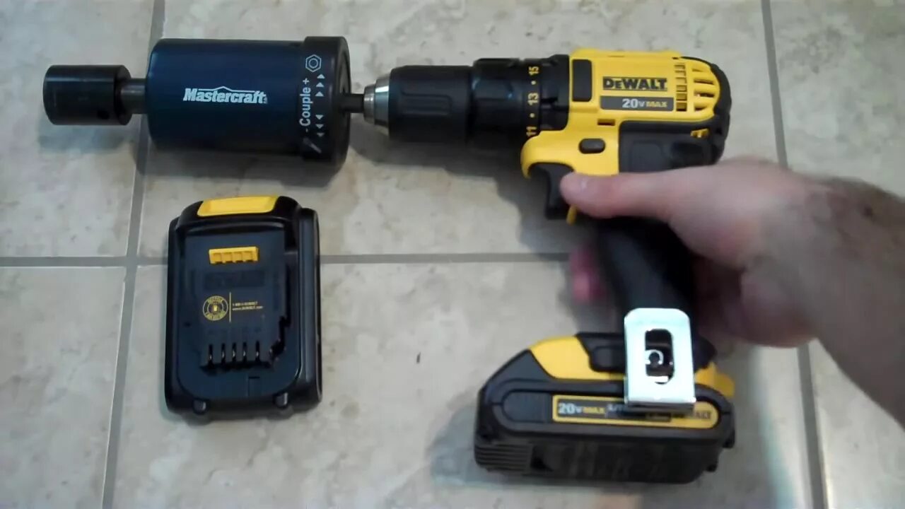 Шуруповерт деволт для зимней рыбалки. Шуруповерт деволт для зимней рыбалки. Dewalt dcd791. Аккумуляторная дрель-шуруповерт dewalt dcd 791 d2. Шуруповерт dcd996p2 dewalt.