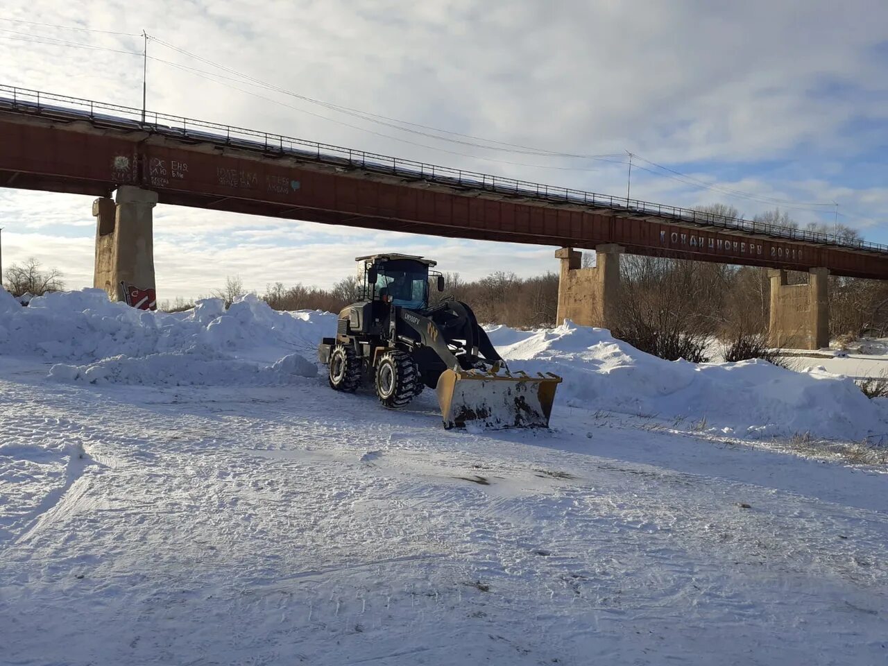 Река Самара Бузулук. Фото моста через реку Самарка в городе Бузулук. Новости Бузулука. Бузулук новости на сегодня оренбургская область