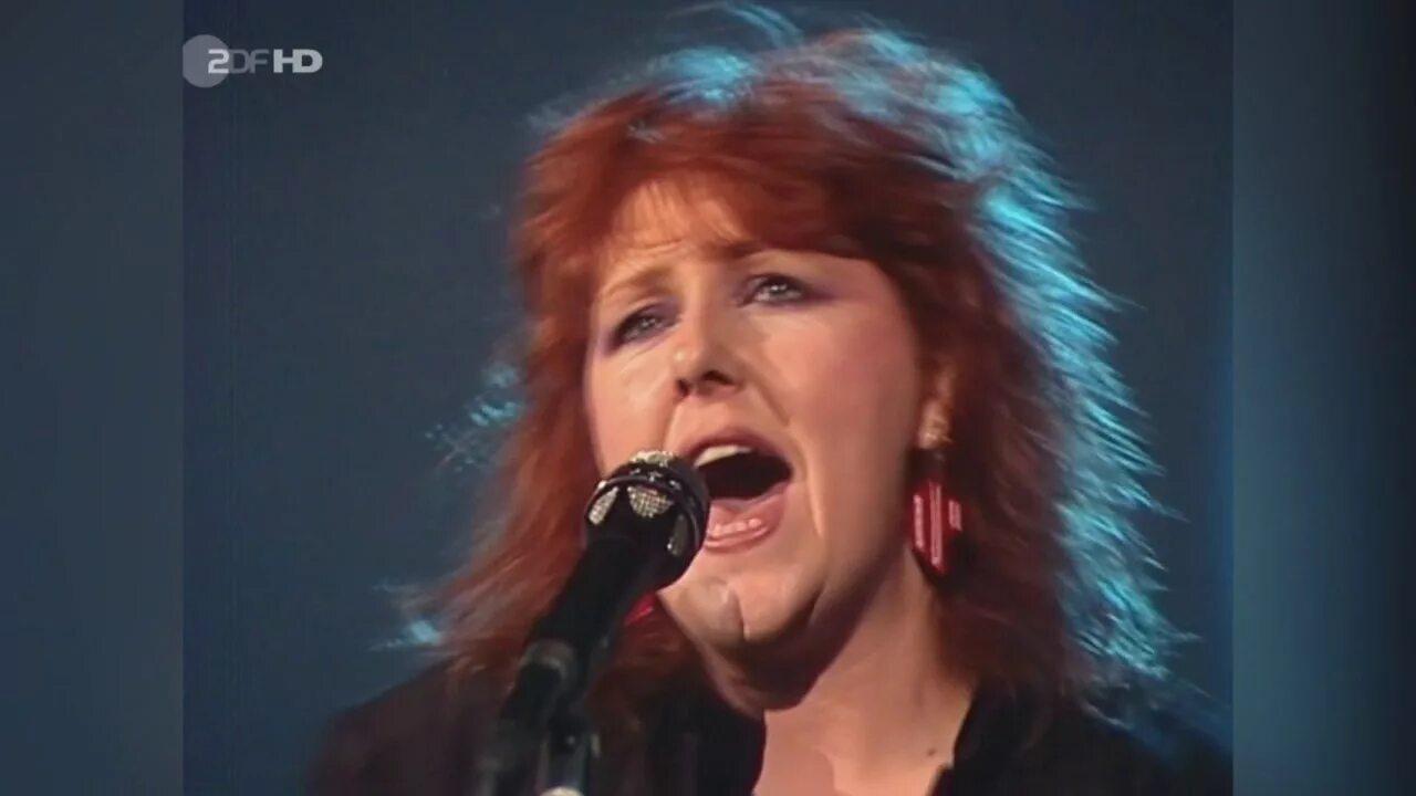 Oldfield mike reilly. To france майк олдфилд. maggie reilly. maggie reilly в молодости. мэгги рейли в молодости.