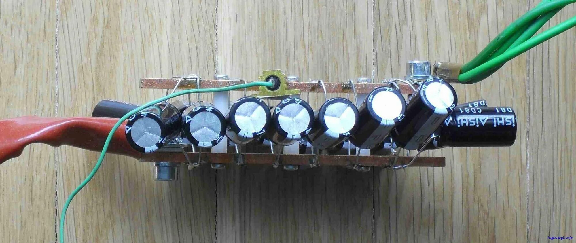 конденсаторная точечная сварка для аккумуляторов 18650 своими руками. конденсаторная контактная сварка для аккумуляторов 18650. конденсатор для сварки аккумуляторов 18650. схема сварки для аккумуляторов 18650. конденсатор для сварки аккумуляторов 18650.