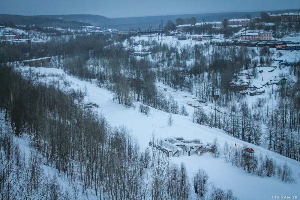 Погода в кизеле на месяц. Кизеловского угольного бассейна Губаха. Урал Кизел. Шахты города Кизел. Город Кизел Пермский край.