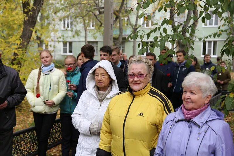 Новости события времени. Озерск люди. Подслушано в Озерске 74. Подслушано в Озерске Калининградской. Подслушано в Озерске Челябинской области.