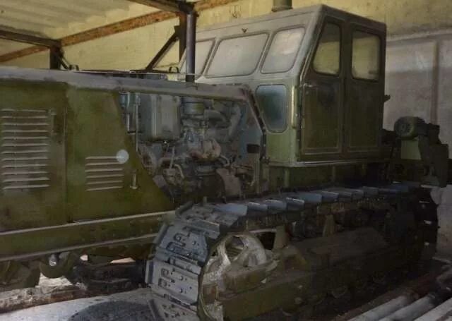 Т-100м модель. Чтз 100 бульдозер. Т 100 лт 3д стиль. Соната тл 100 3/1 схема. Т 100 3 1 л.