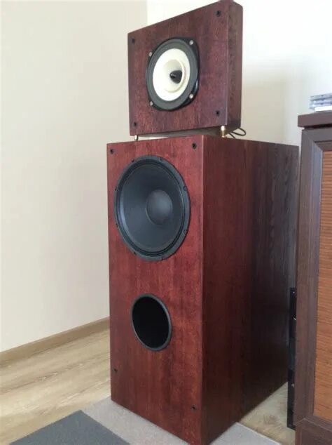 Проигрыватель винила александра червякова. Ламповый усилитель shindo. Ламповый фонокорректор аудиокиллер. Червяков ламповый. Червяков ламповый.