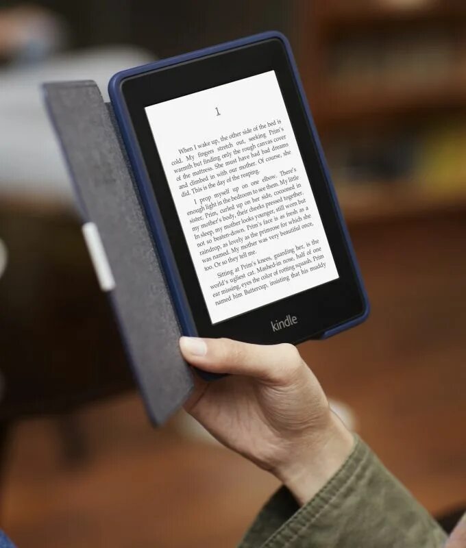Редакции электронных книг. Kindle paperwhite 2012. электронная книга amazon kindle paperwhite 5. читалка kindle. электронный планшет для чтения kindle.