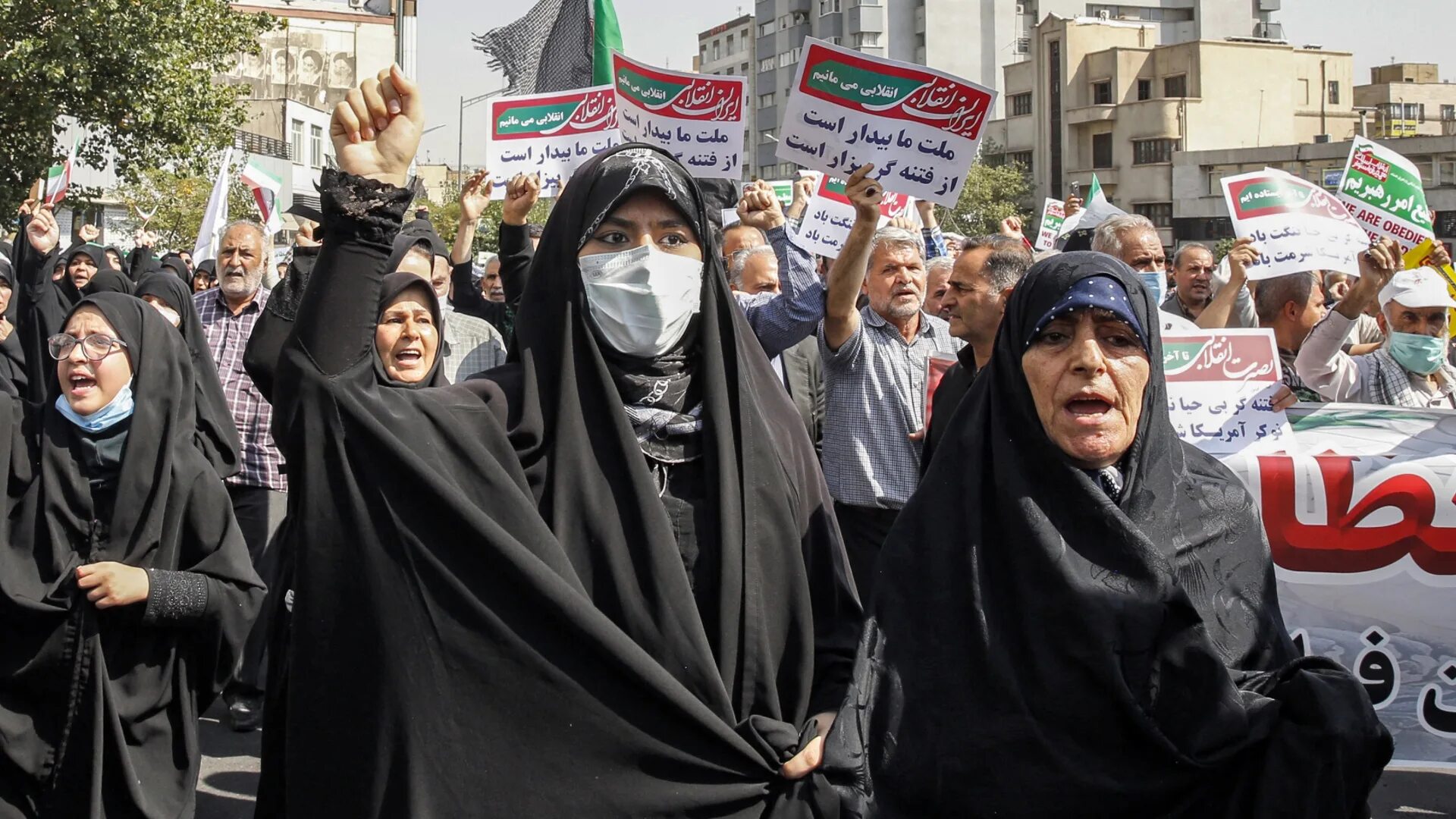 Протесты в Иране Махса амини. Иран женщины.