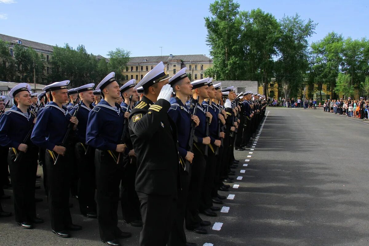 учебный центр вмф кронштадт. крондтштат матросы собор. военная часть 56529-2 васильевский остров. кронштадтский кадетский корпус выпуск 2000г. кронштадт срочники.