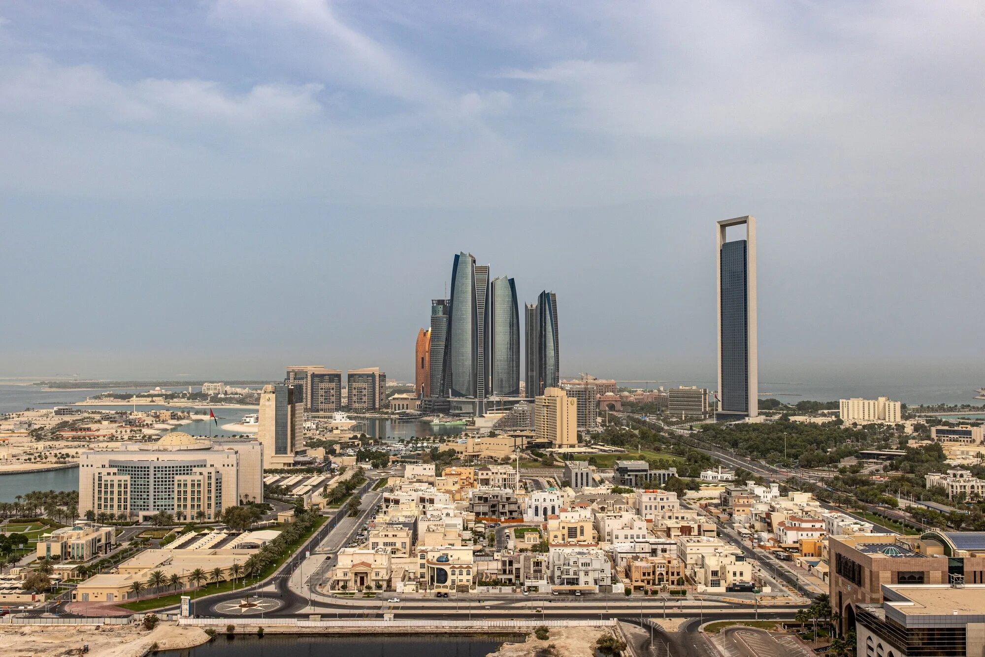 Abu Dhabi Night - Abu Dhabi, & background, Etihad Towers HD wallpaper Pxfuel