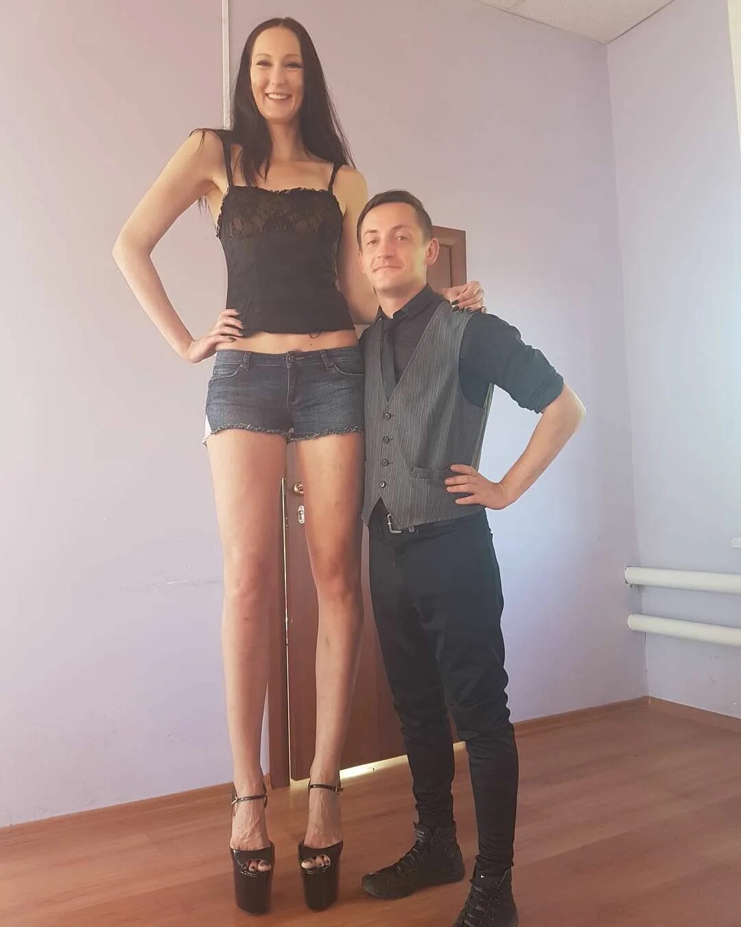 Самый низкий средний высокий рост девушек. Екатерина Лисина — 210 см. Екатерина Лисина рост. Екатерина Лисина с мужем. Екатерина Лисина 2020.