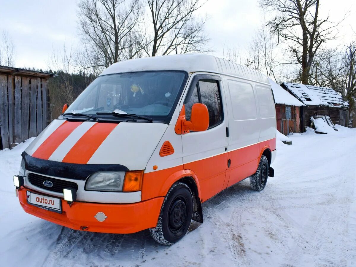 Форд транзит 1998 купить. Ford Transit 1998. Форд Транзит 1998 оранжевый. Бампер от дельфина на Форд Транзит 1998. Форд Транзит 1998 года аккум.