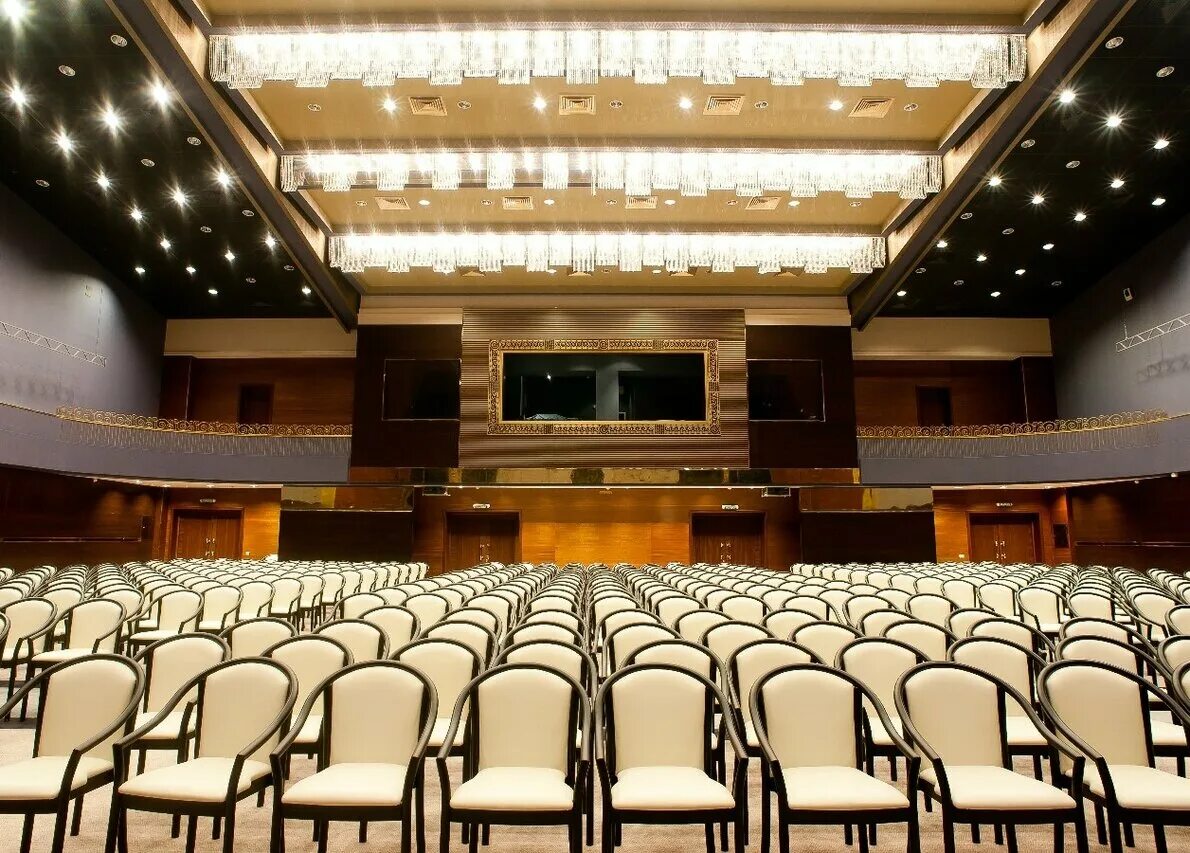 Мьюзик холл сцена. Конгресс холл дгту ростов. Musichall27 уфа. Мюзик холл сцена. Конгресс-холл челябинск зал.