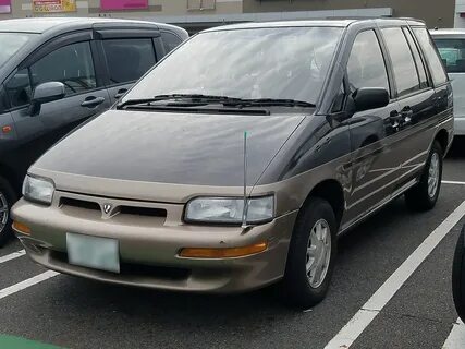 Nissan prairie