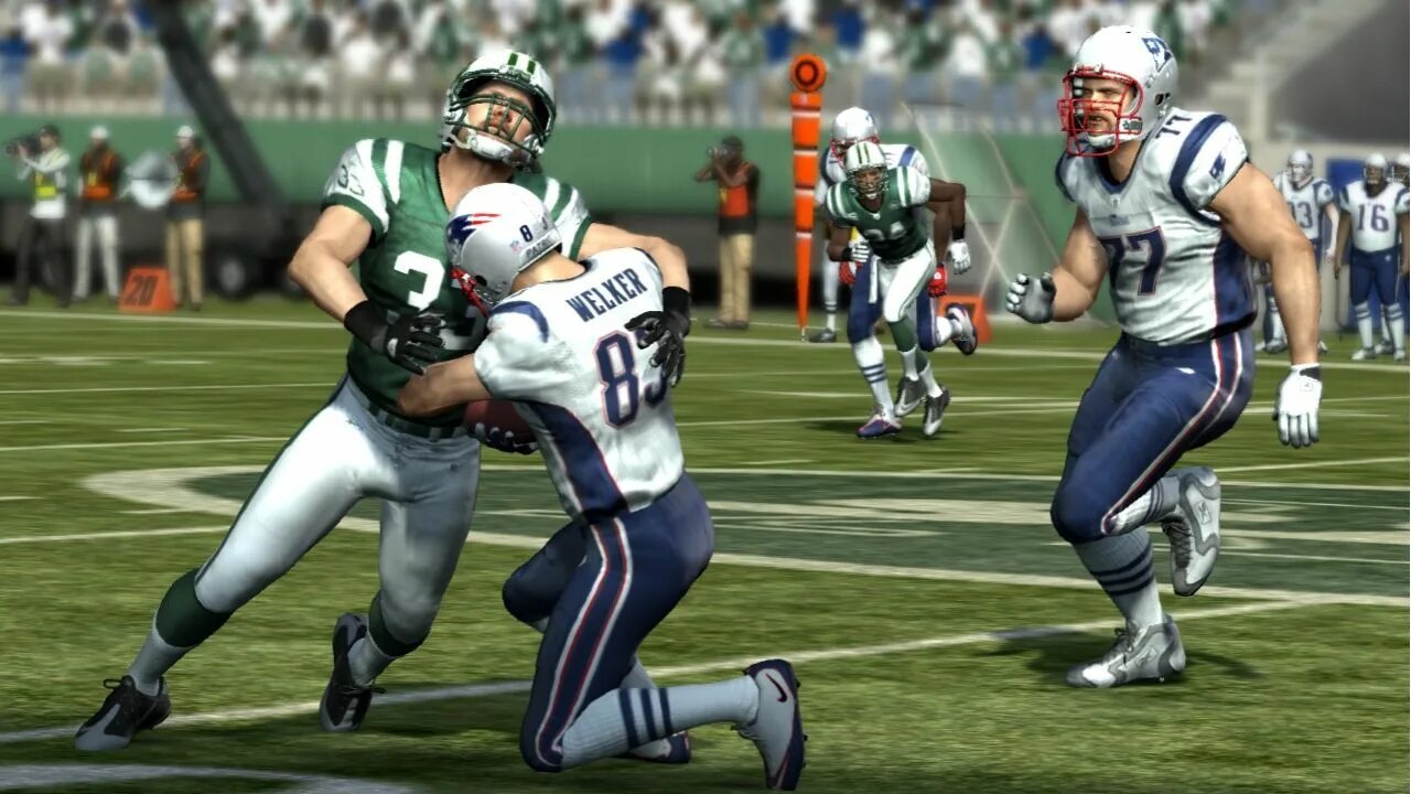 11 22 игра. Мадден НФЛ 2000. Madden NFL 11. Американский футбол фэнтези игра. Симулятор американского футбола.