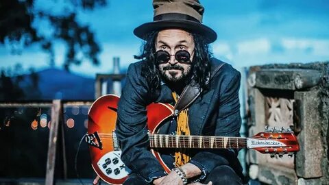 Mike Campbell: "The Dirty Knobs are all about having fun. At least 95% of the so